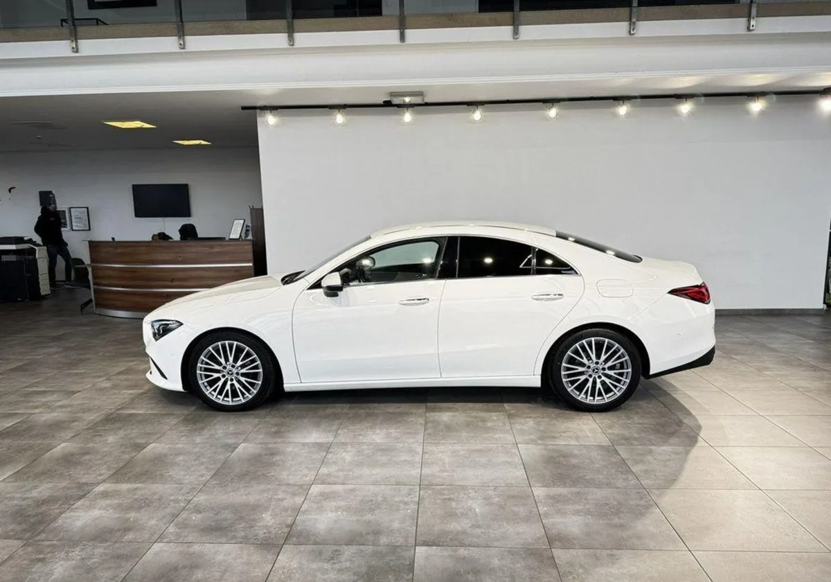 Mercedes-Benz CLA CLA 180 7G-DCT