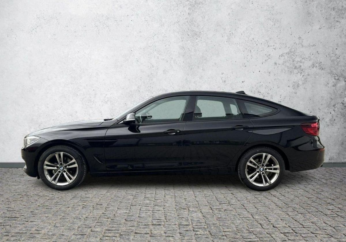 BMW Seria 3 320d xDrive Sport Line aut