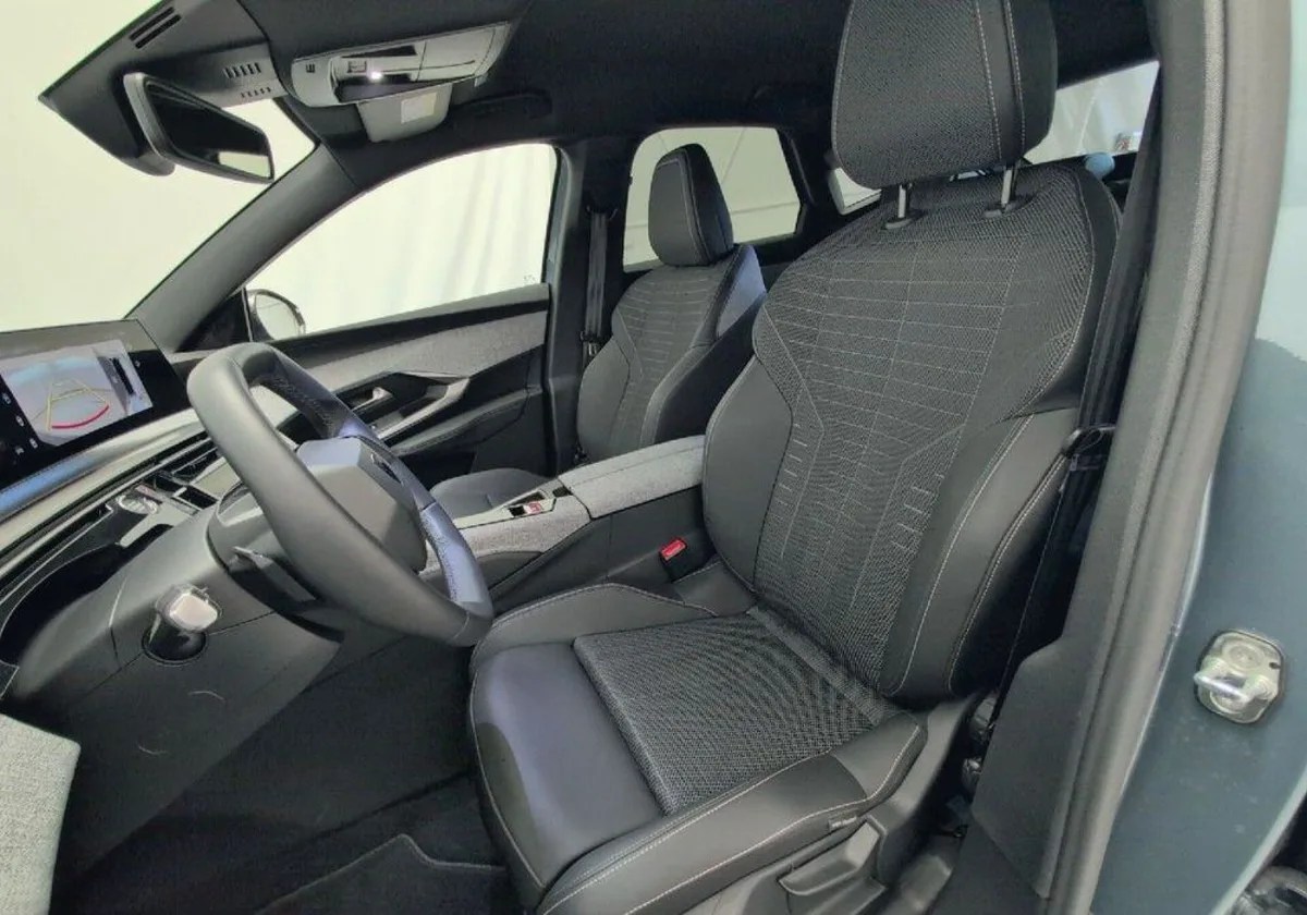 Peugeot 3008 3008 1.2 PureTech mHEV Allure S&S e-DCS6