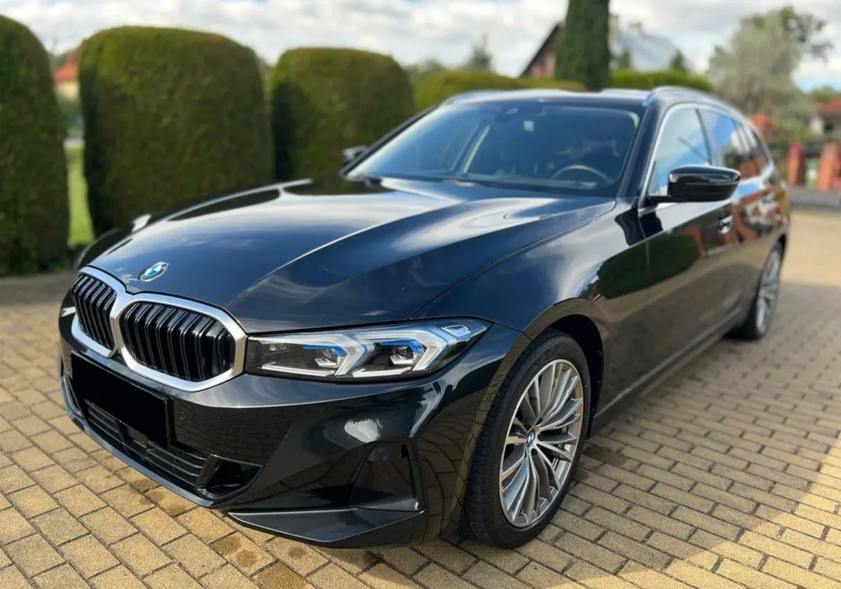 BMW Seria 3 320d xDrive mHEV Luxury Line sport-aut
