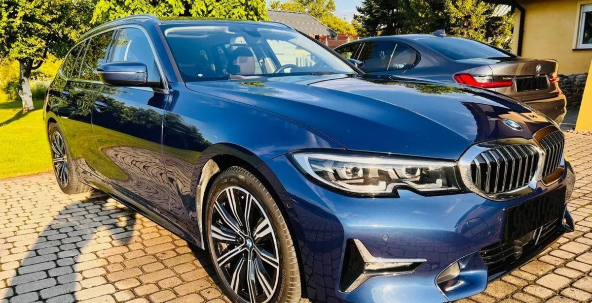 BMW Seria 3 320d xDrive mHEV Luxury Line aut