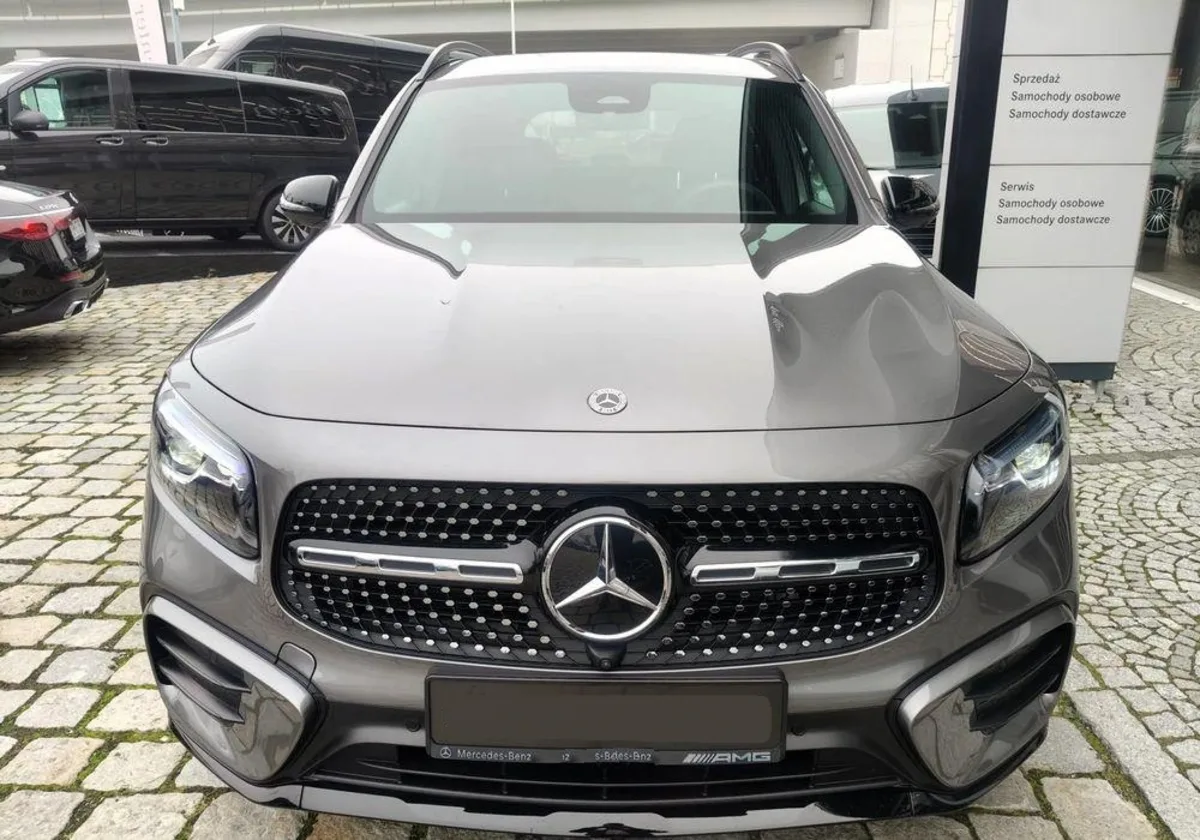 Mercedes-Benz GLB GLB 220 d 4-Matic AMG Line 8G-DCT