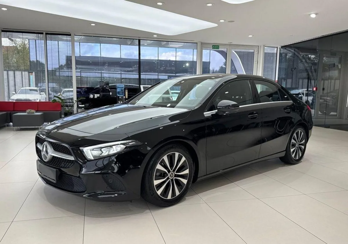 Mercedes-Benz Klasa A A 180 Style 7G-DCT