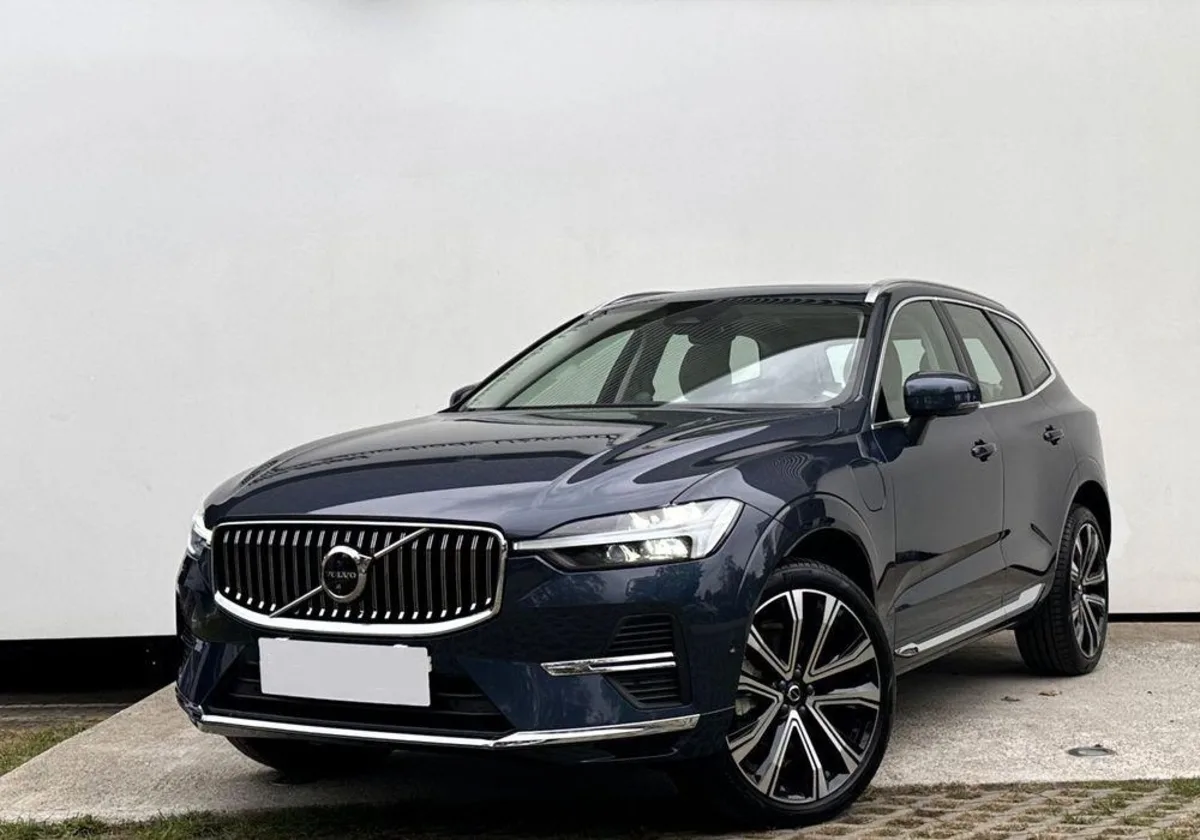 Volvo XC 60 XC 60 T8 Plug-In Hybrid AWD Plus Bright aut