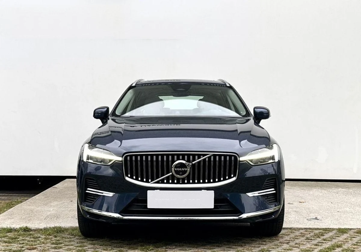Volvo XC 60 XC 60 T8 Plug-In Hybrid AWD Plus Bright aut