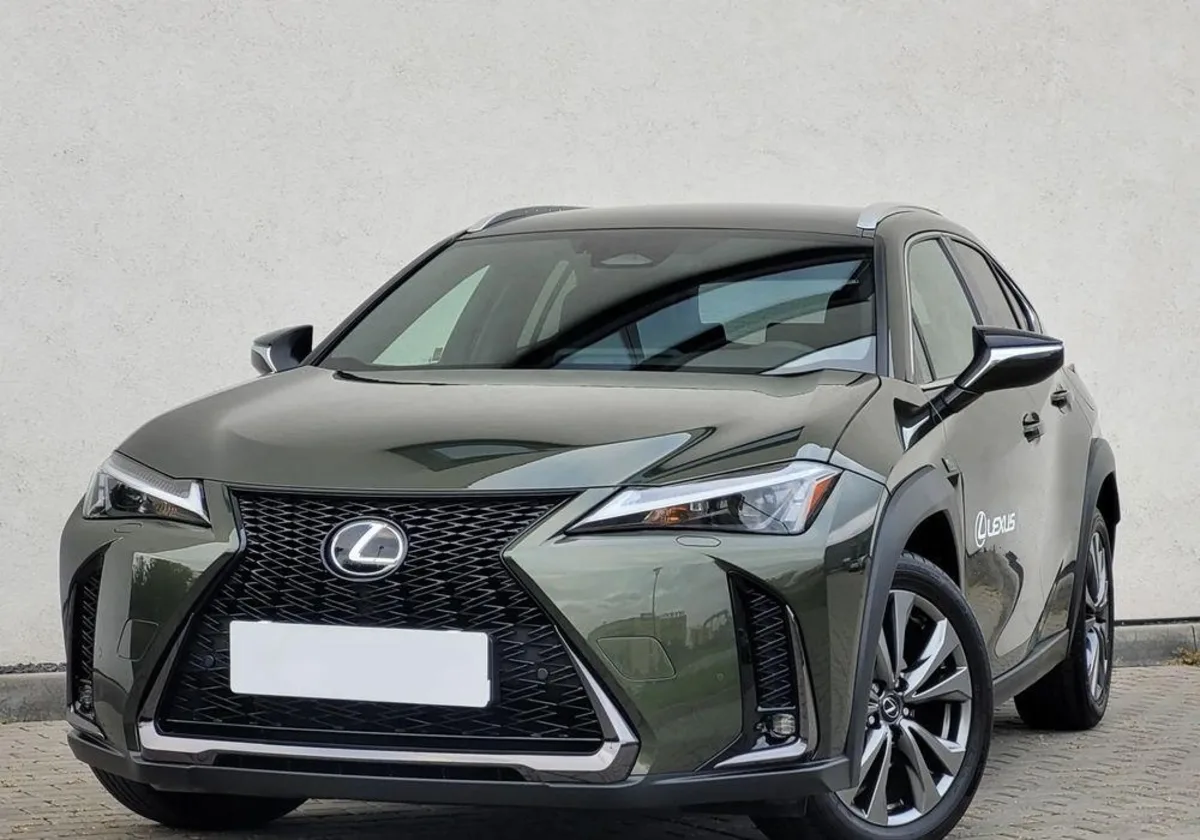Lexus UX UX 300h F Sport Design