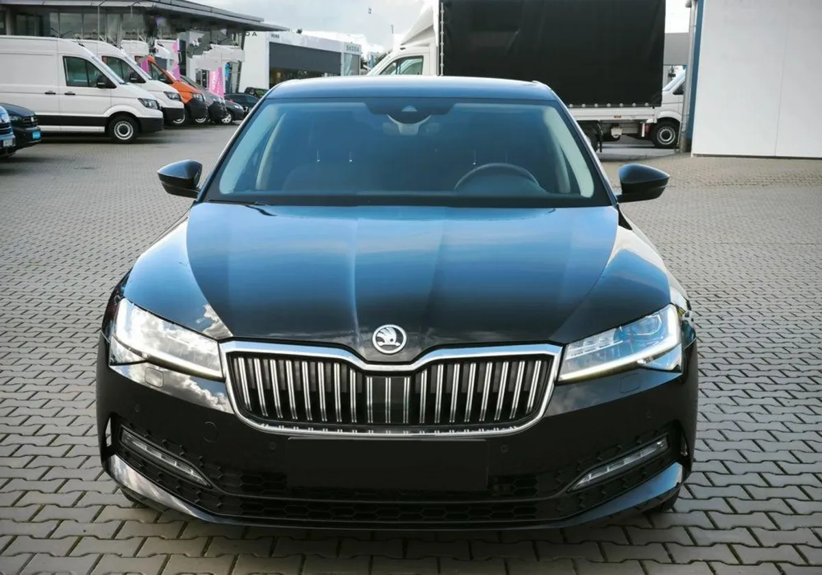 Skoda Superb Superb 2.0 TDI SCR Ambition DSG