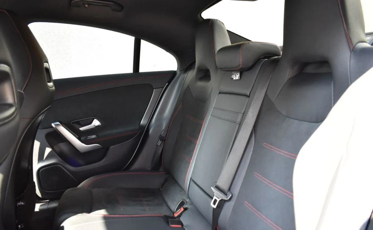 Mercedes-Benz CLA CLA 200 AMG Line 7G-DCT