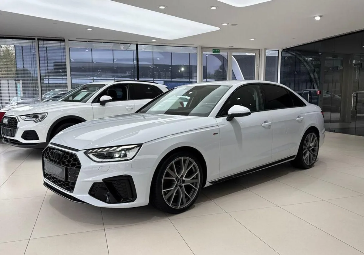 Audi A4 A4 35 TFSI mHEV S Line S tronic