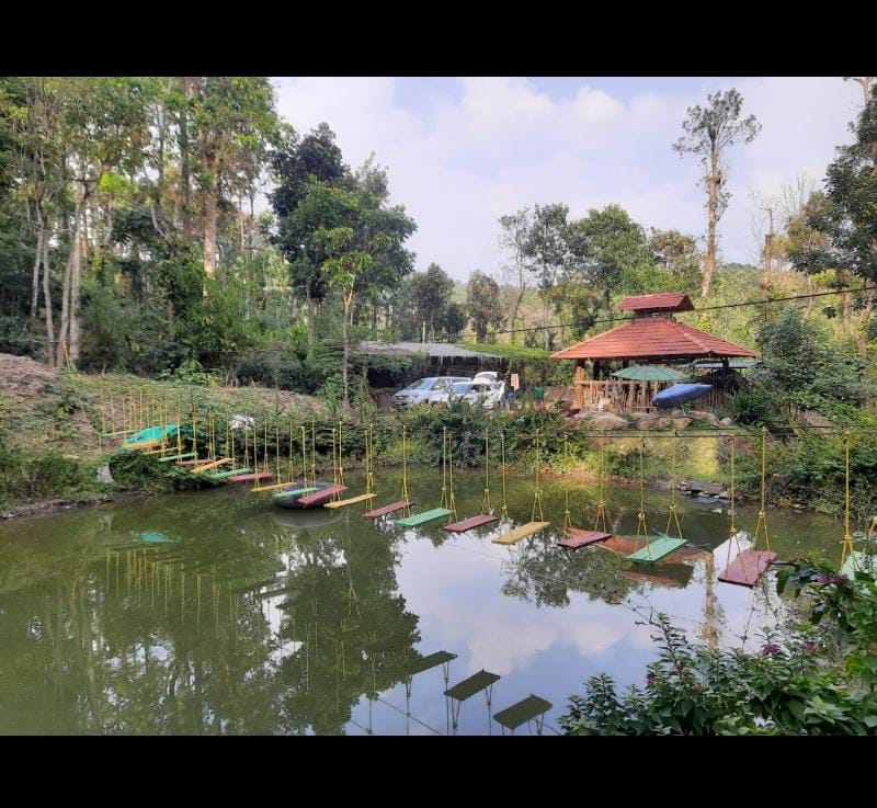 Rainy Hut Homestay