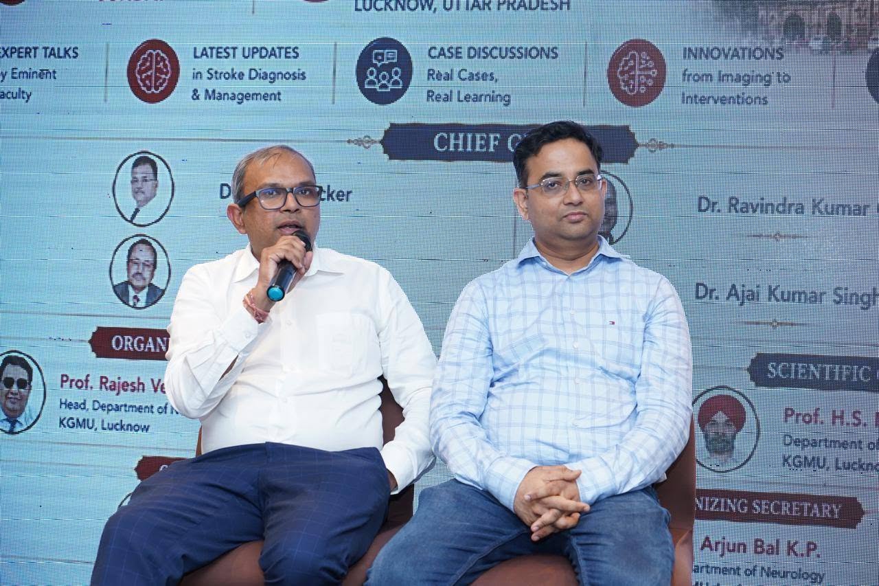 Dr. Ritwiz Bihari delivering a lecture at the podium during KGMU Stroke Update 2026