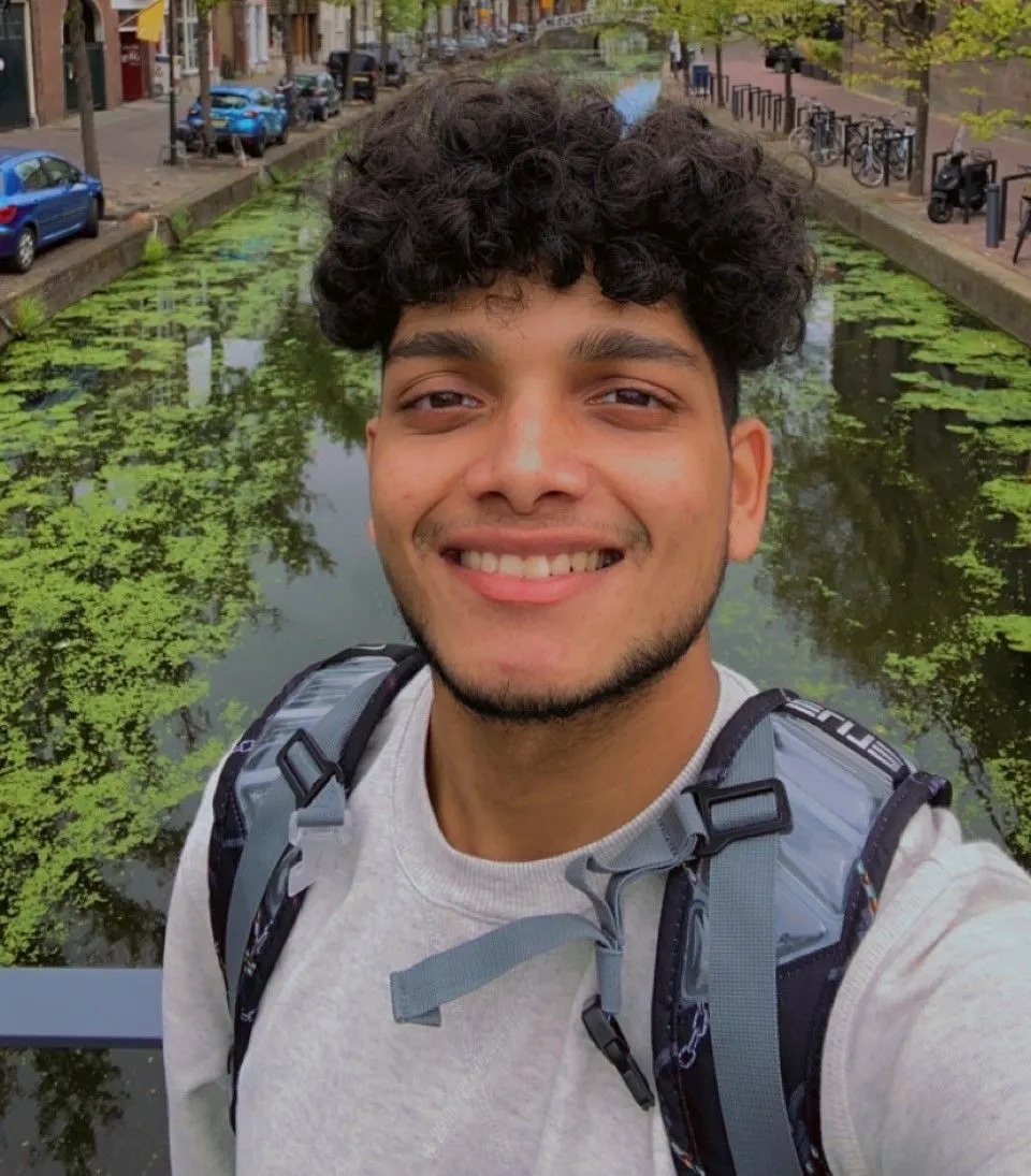yash_diwakar.jpg