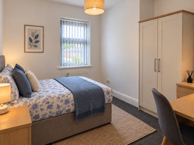 1-bedroom house to rent on First Floor – Room 5 - 394 Moss Lane