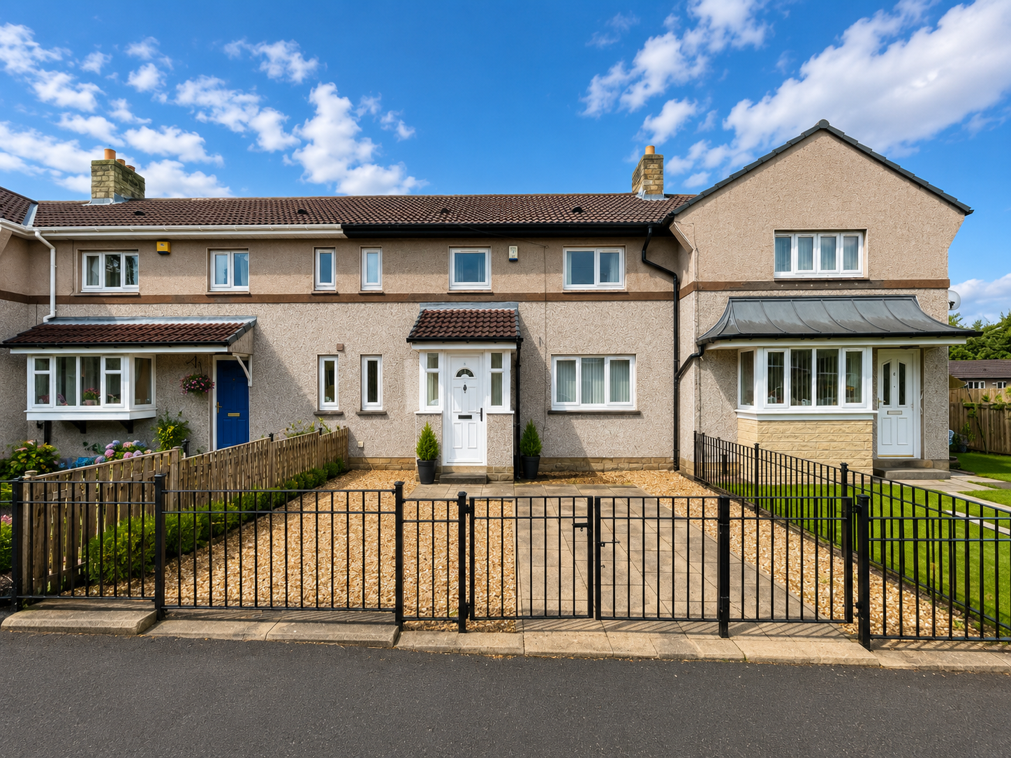 House of Lettings is delighted to present this well-presented three-bedroom semi-detached house located at Browning Road, Huddersfield, West Yorkshire, HD2 1HU