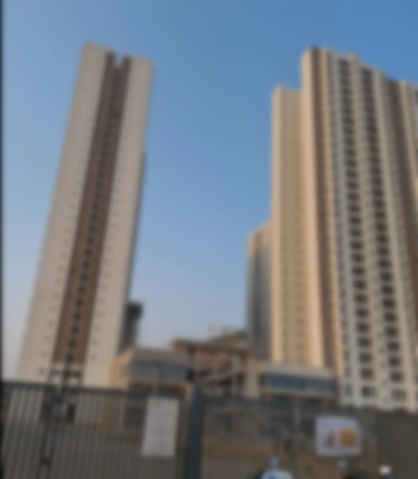 Godrej
Splendour