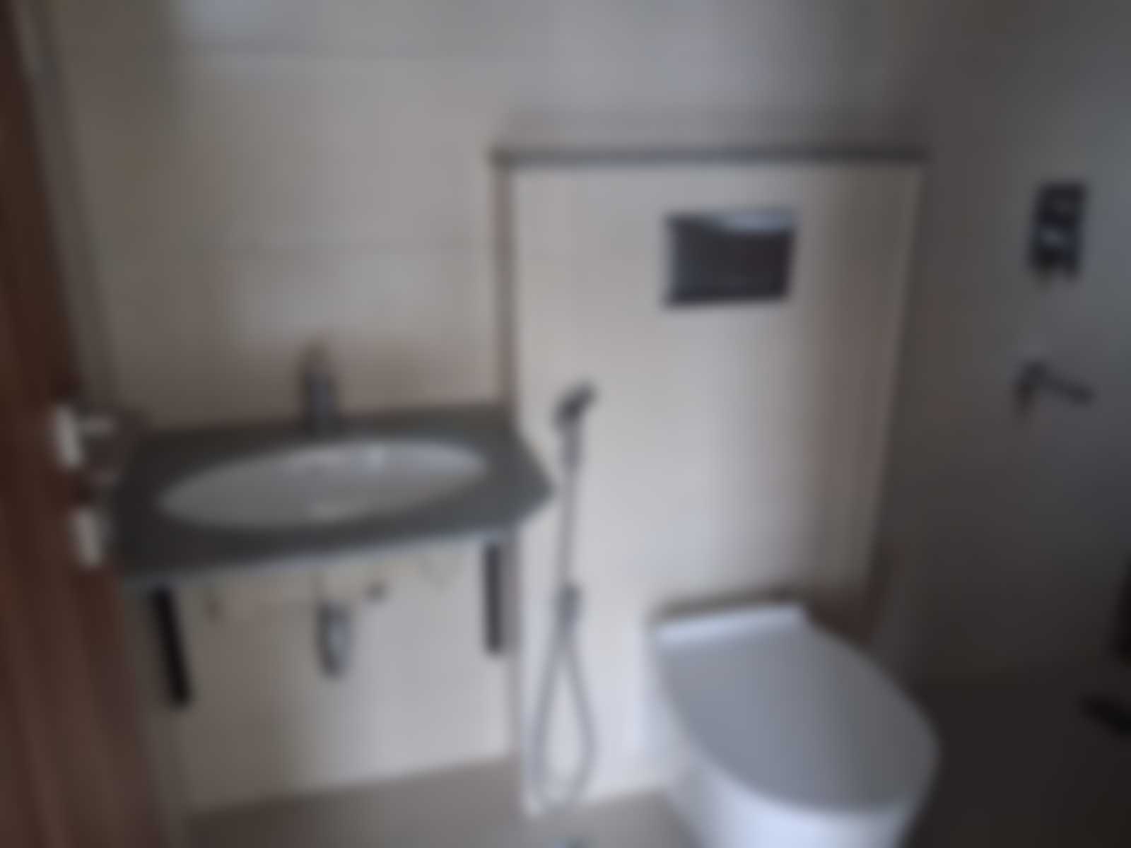 1st Bathroom 1st Bathroom