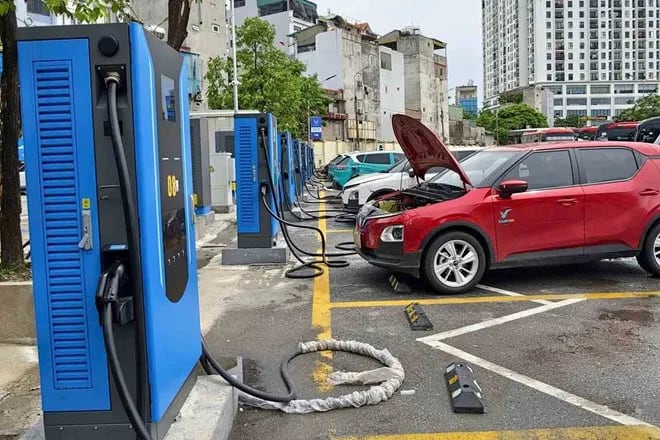 Ô tô điện được áp dụng lệ phí trước bạ lần đầu 0% đến hết năm 2030