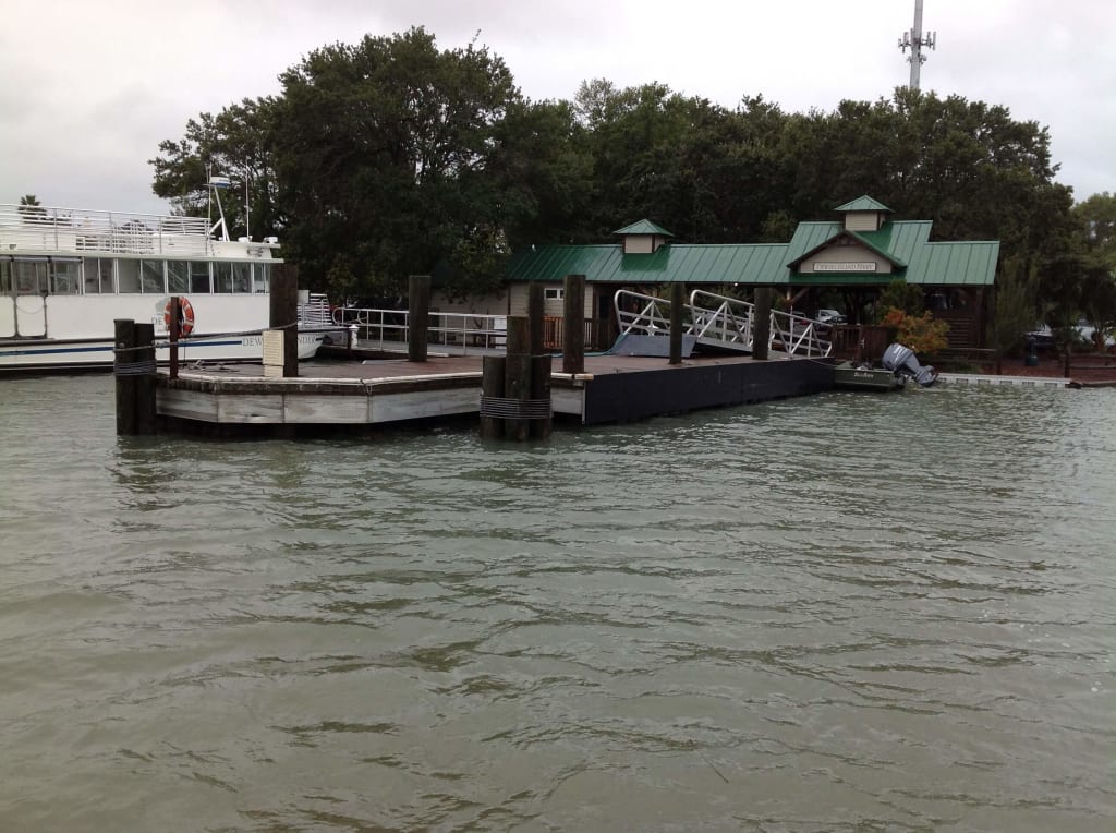 IMG_0358 dewees dock