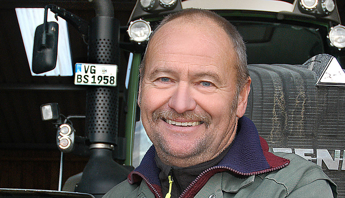 Burkhard Stoll