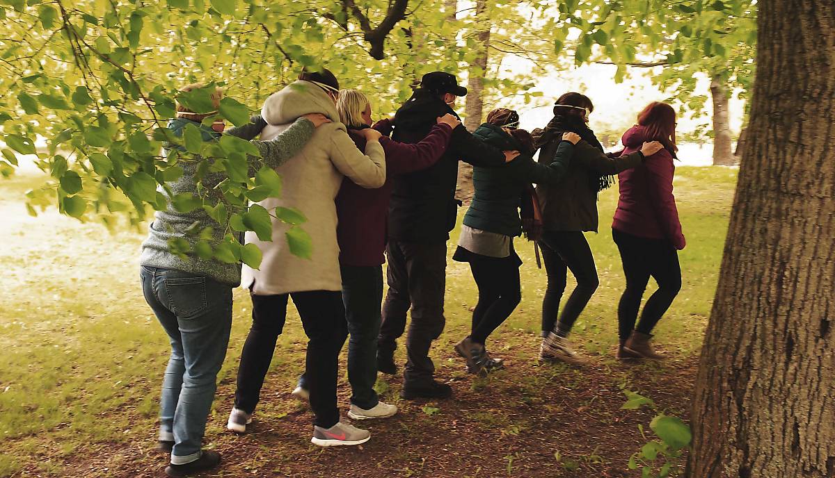 Wir zeigen Erziehern, wie sie für Kinder Erlebnisse in der Natur schaffen. Foto: Ilona Jentschke
