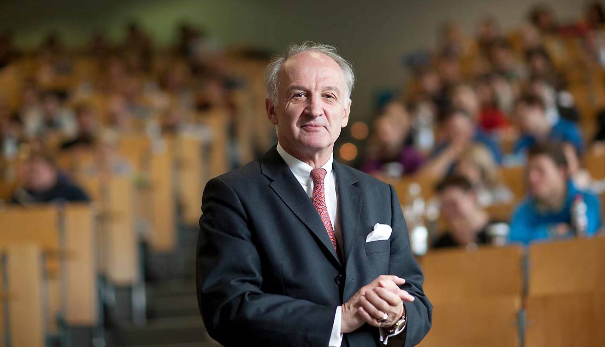 Prof. Dr. J.-Matthias Graf von der Schulenburg