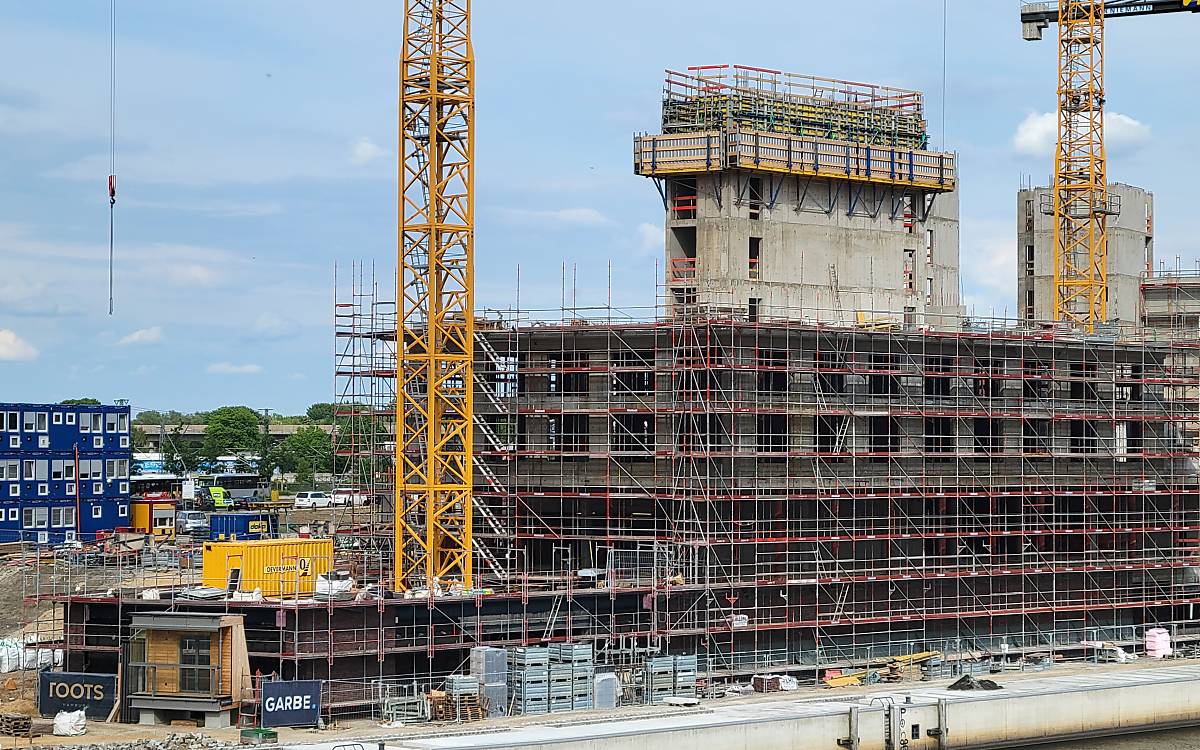 November 2022: Blick vom Baakenhafen auf die Baustelle