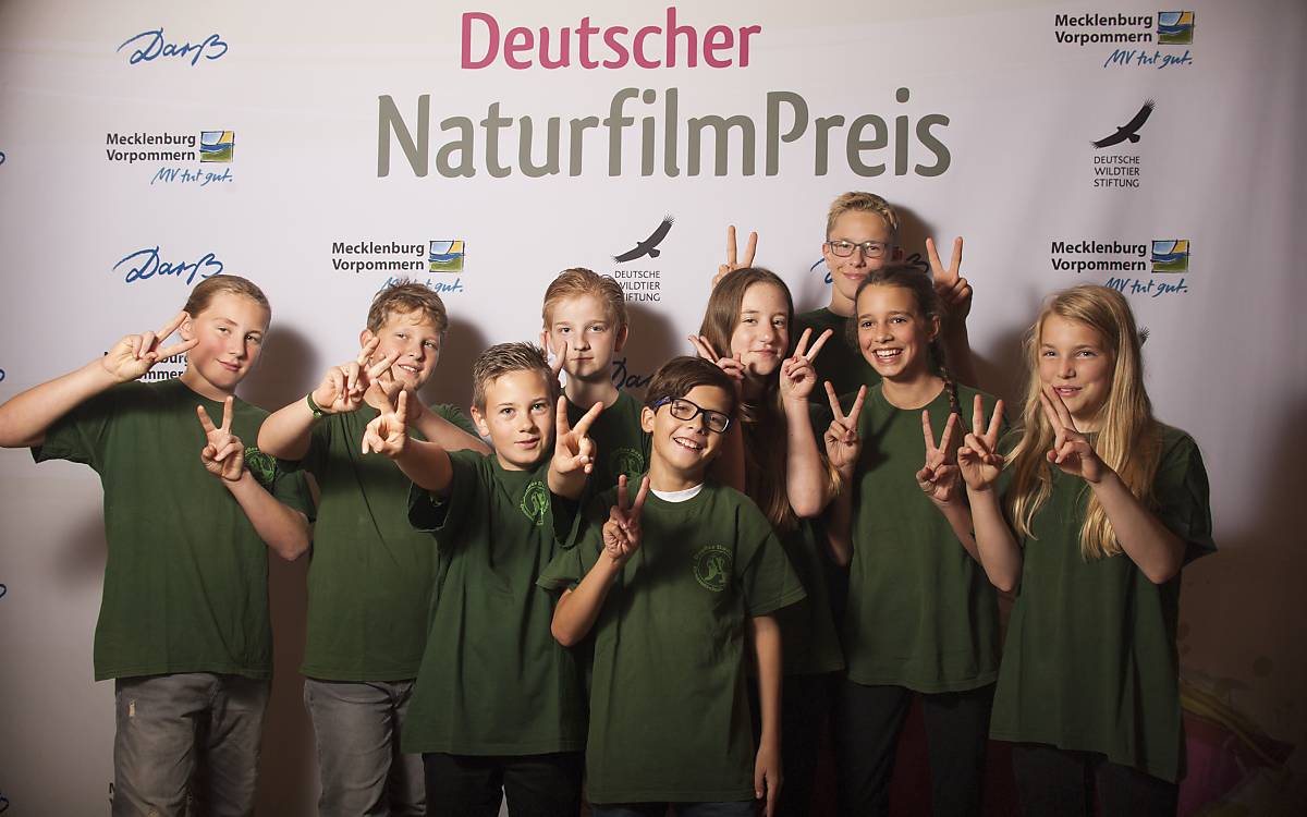 Darßer Dachse - die Junior-Ranger des Nationalparks Vorpommersche Boddenlandschaft aus der Freien Schule Prerow.