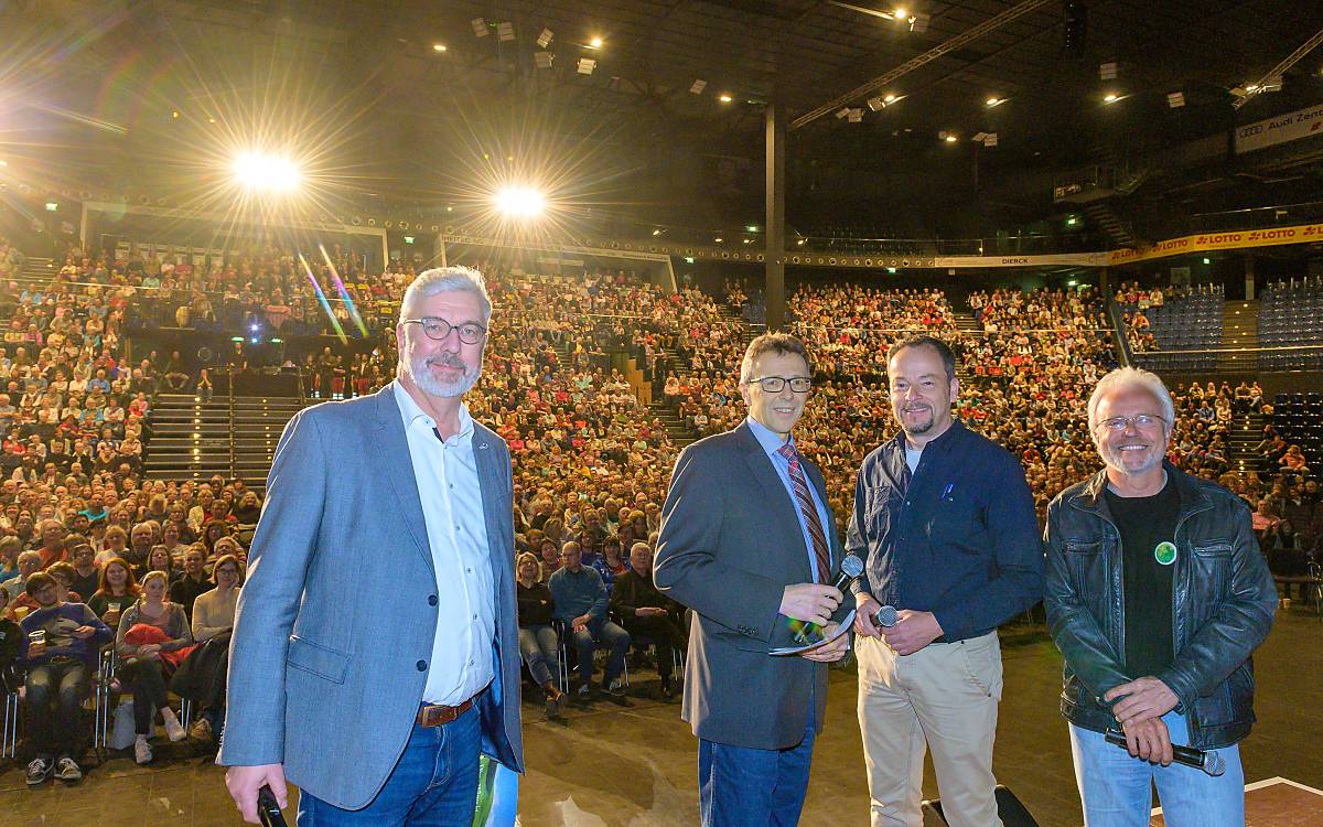 Michael Miersch, Geschäftsführer Kommunikation und Bildung, Deutsche Wildtier Stiftung, Jan Haft, Regisseur, Bodo Stade, Stellvertretender Chefredakteur, Kieler Nachrichten, Michael van Bürk, Pressesprecher der Green Screen Festival (von links nach rechts). Foto: Sven Janssen