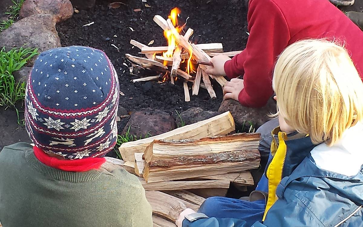 Hier darf Feuer entfacht werden. - Foto: Ilona Jentschke