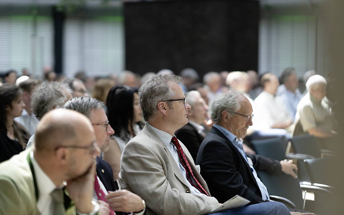 150 Teilnehmer nahmen am 10. Rotwildsymposium der Deutschen Wildtier Stiftung teil.