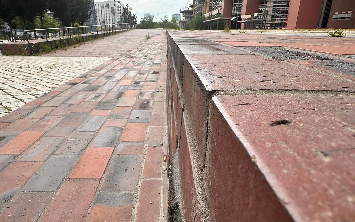 header-2_betonwueste-hafencity_inga-olfen
