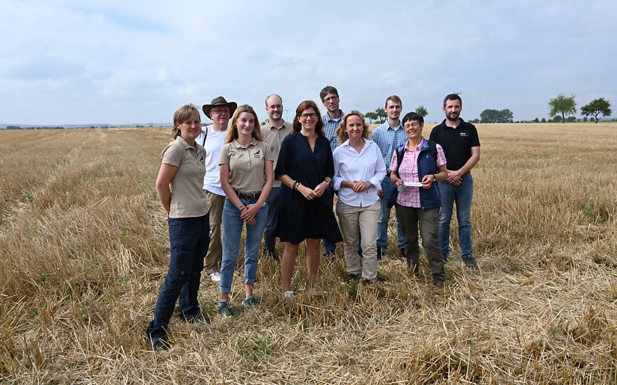 vlnr: Dr. Saskia Jerosch, Bodo Zeymer, Julia-Marie Battermann, Simon Hein, Dr. Ophelia Nick, Helmar Johns, Steffi Lemke, Michael Müller, Tina Auerbach, Christopher Arndt