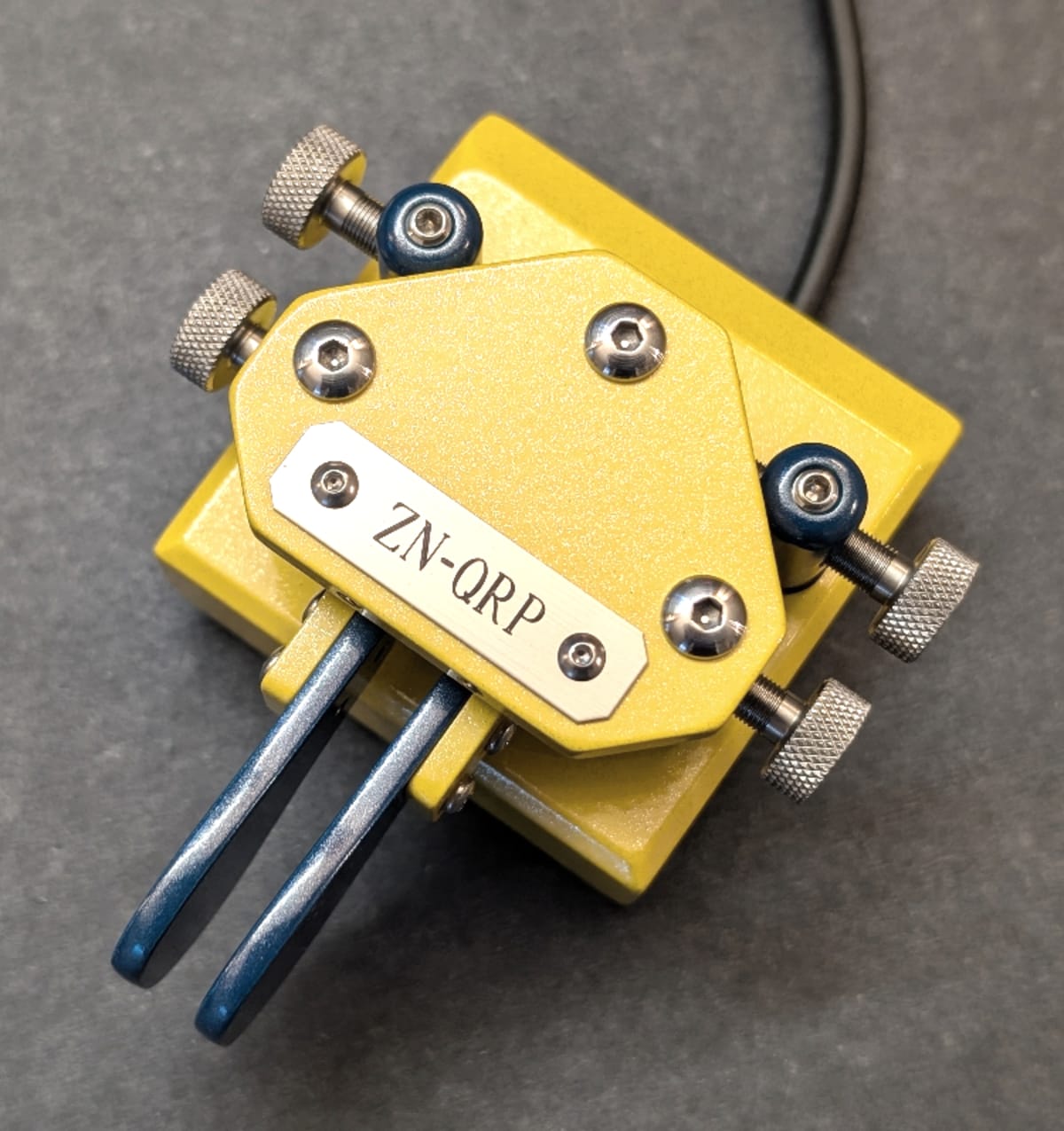ZN-QRP