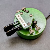 Metallic Green / Black