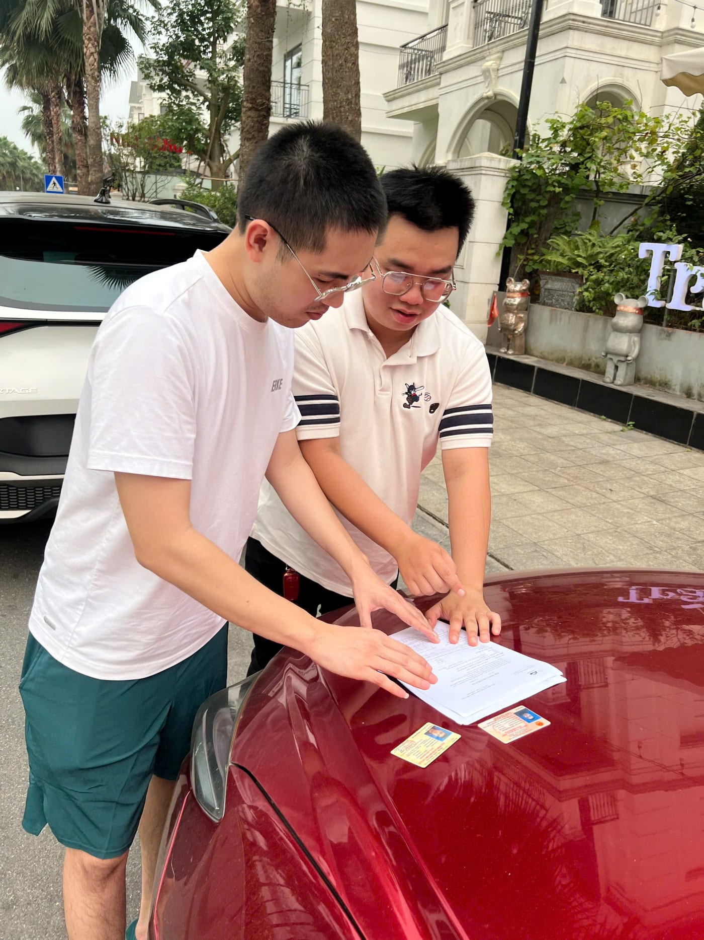 Phạt Nguội Khi Thuê Xe Tự Lái — Ai Phải Trả?