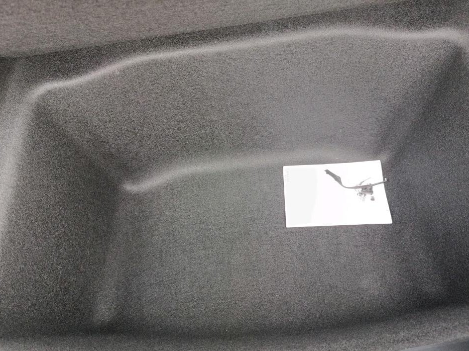 Tesla Model 3 — foto 13