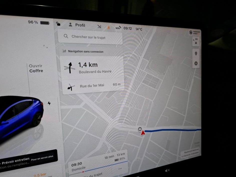 Tesla Model 3 — foto 14