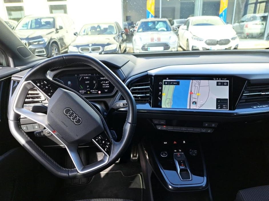 Audi Q4 e-tron — foto 9