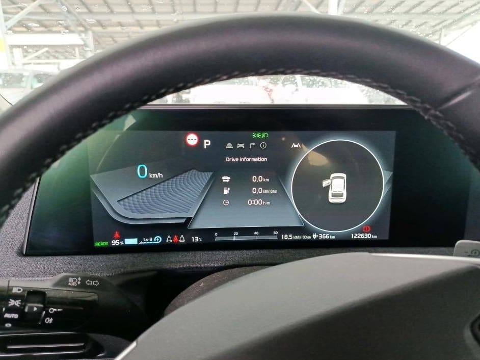 Kia EV6 — foto 9