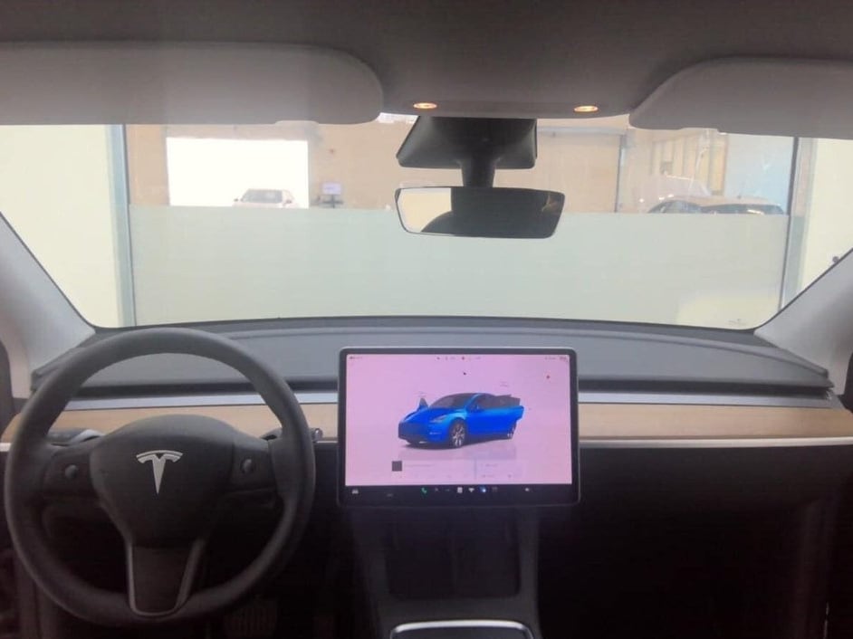 Tesla Model Y — foto 6