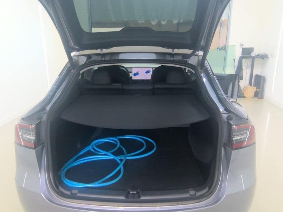 Tesla Model Y — foto 14