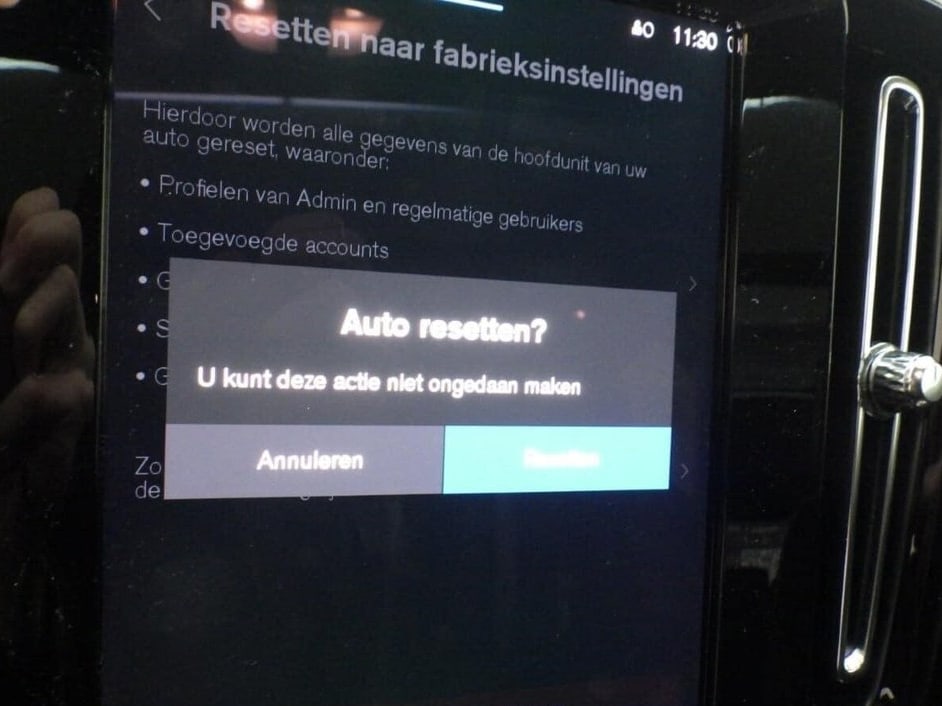 Volvo XC40 — foto 13