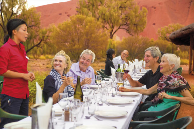 ホテル着/バーベキューディナー