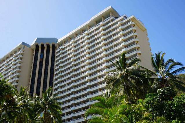 ホテルにチェックイン