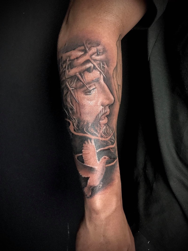 Geometric Wolf Design