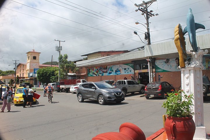 Road in Puerto Armuelles