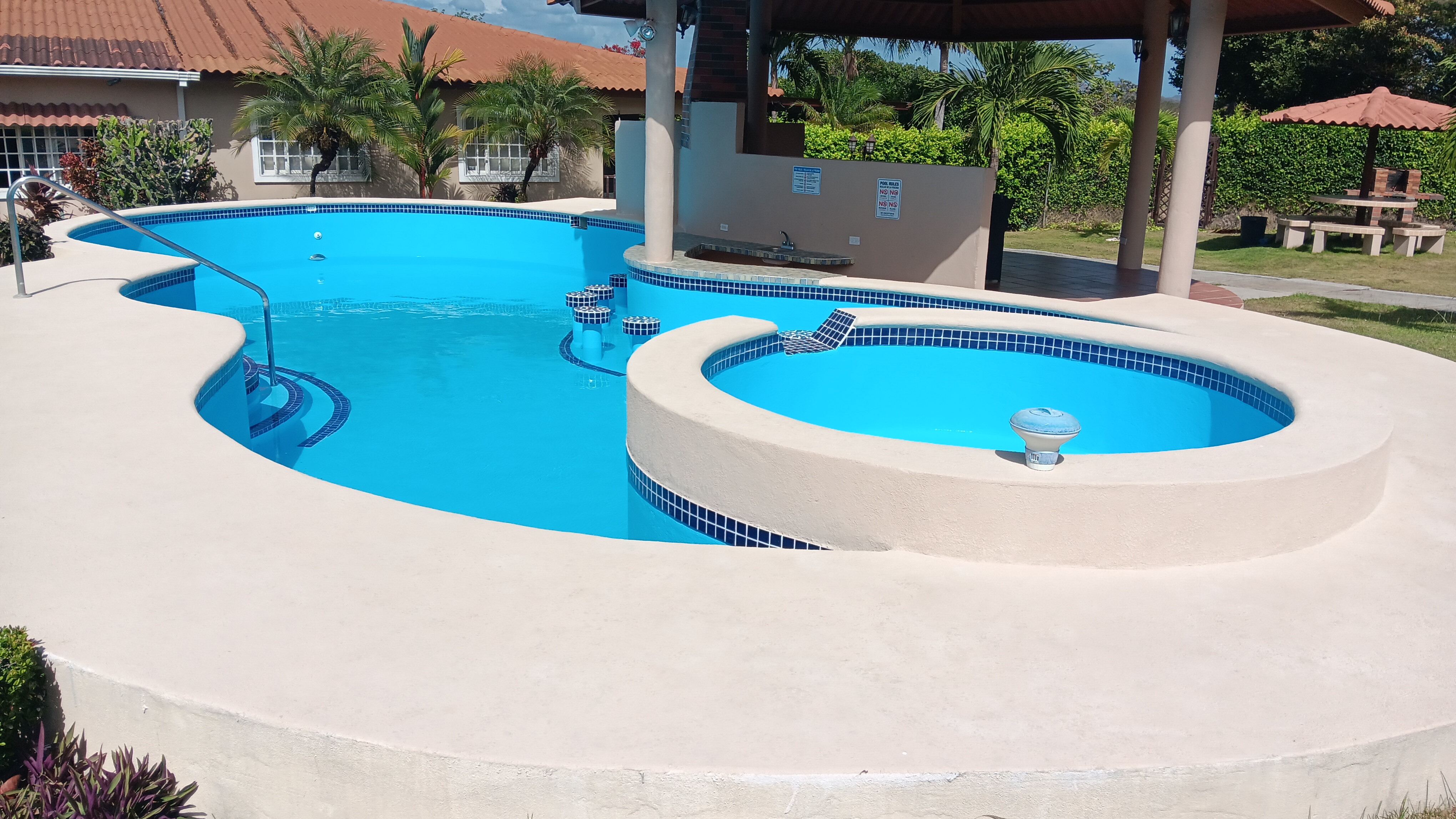 pool