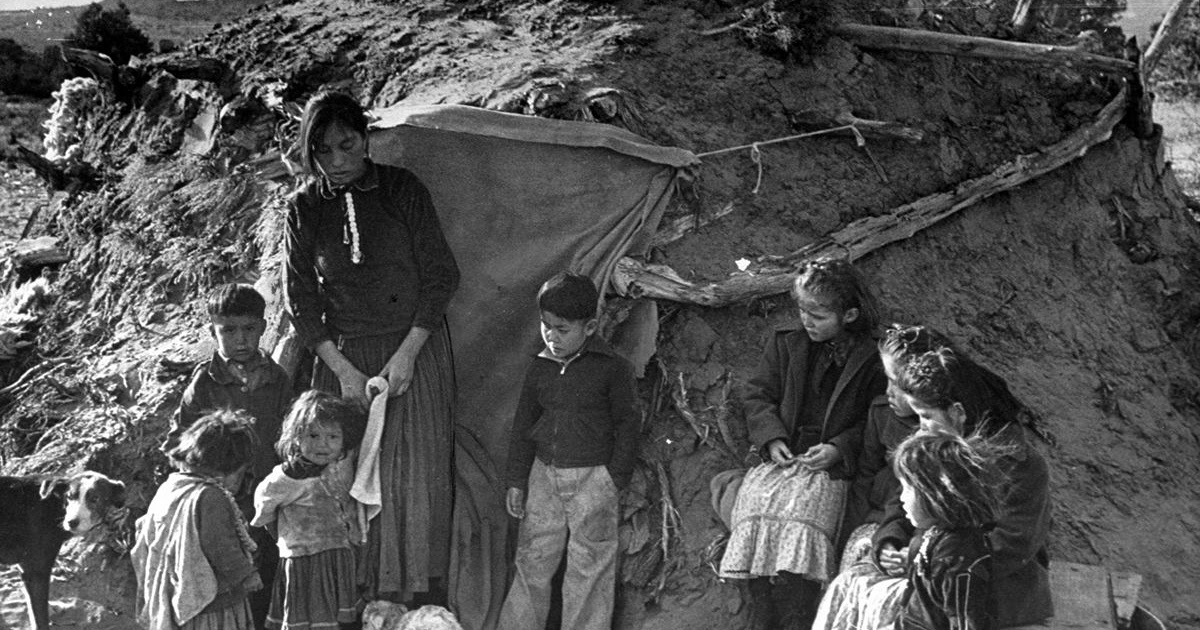 Leonard McCombe’s 1948 LIFE Photo Essay Documents Navajo Daily Life and Hardships