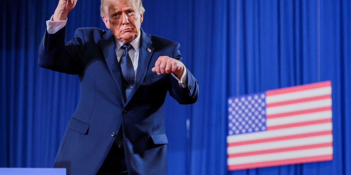 Trump proposes to replace canceled state fair performers with himself
