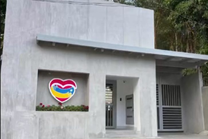 Inauguran sede de programa social en inmueble vinculado anteriormente a Leopoldo López en Chacao